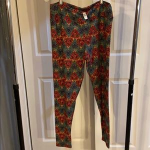 Leggings. Tall and curvy.